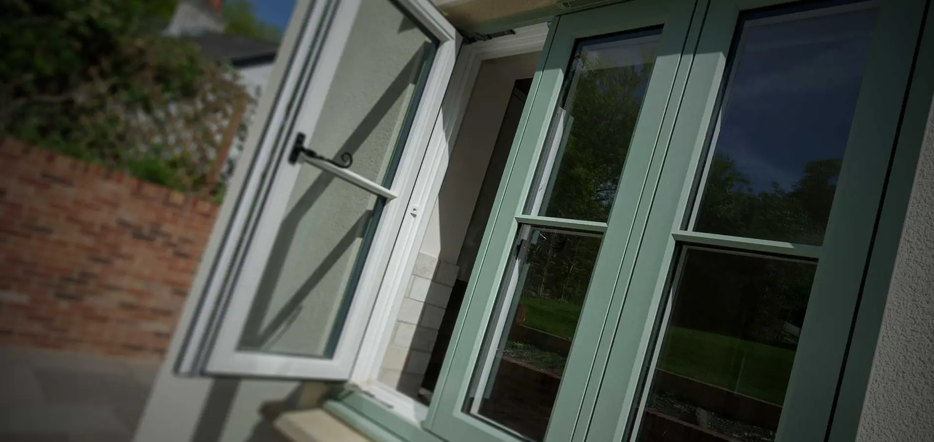 Chartwell green flush sash casement window newbury